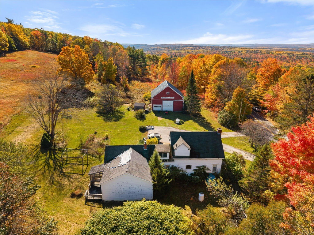44-182 Moose Hill