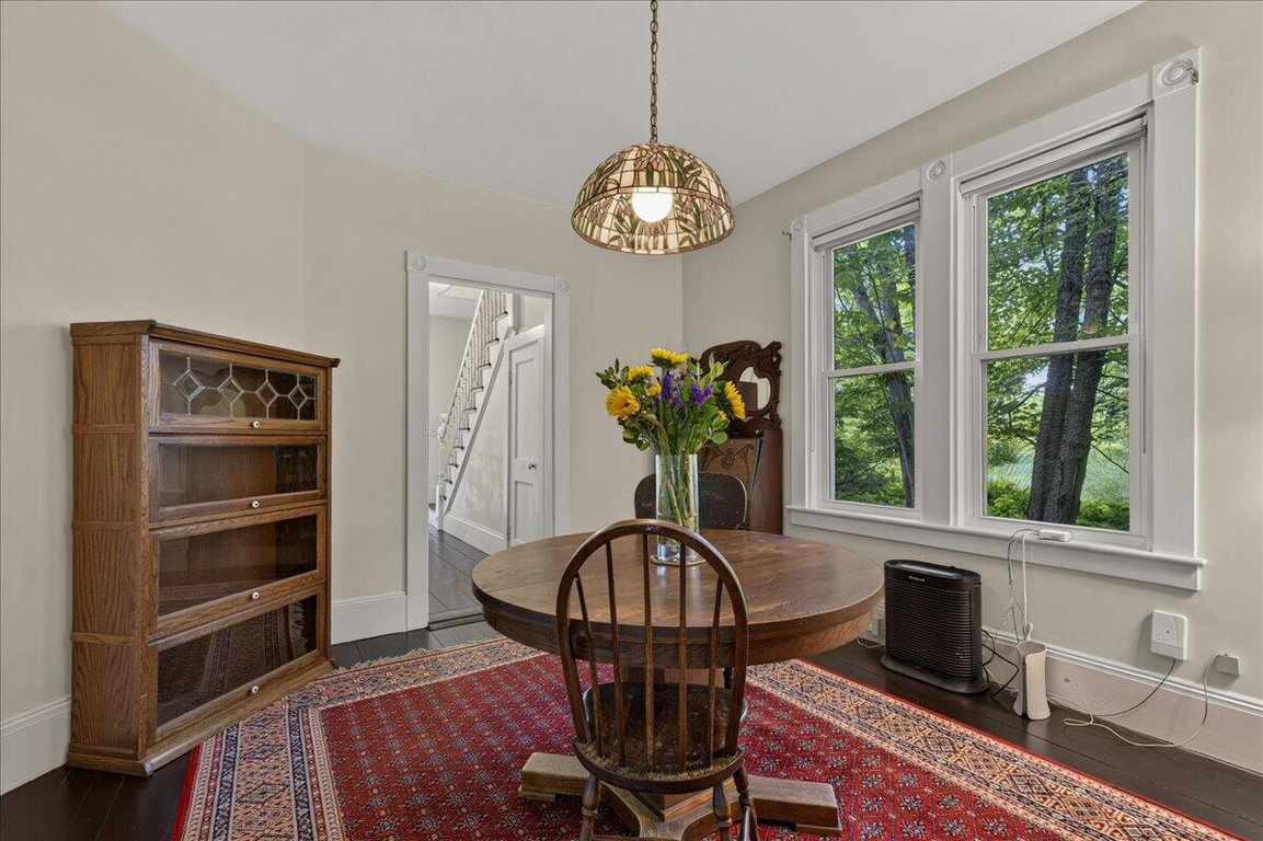 Formal dining room