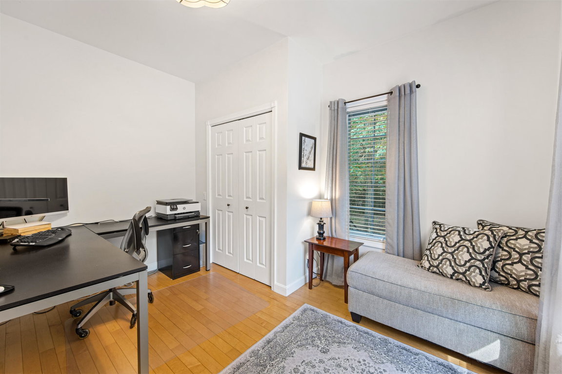 Office / Bedroom Main