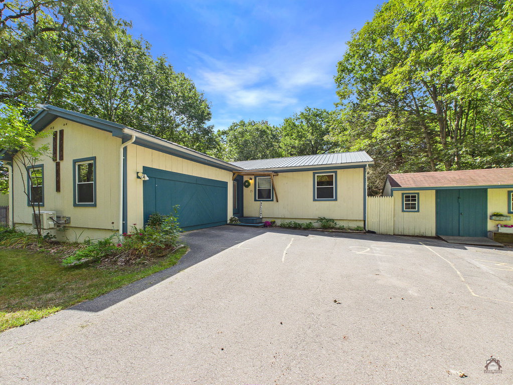 25 Range Road Brunswick