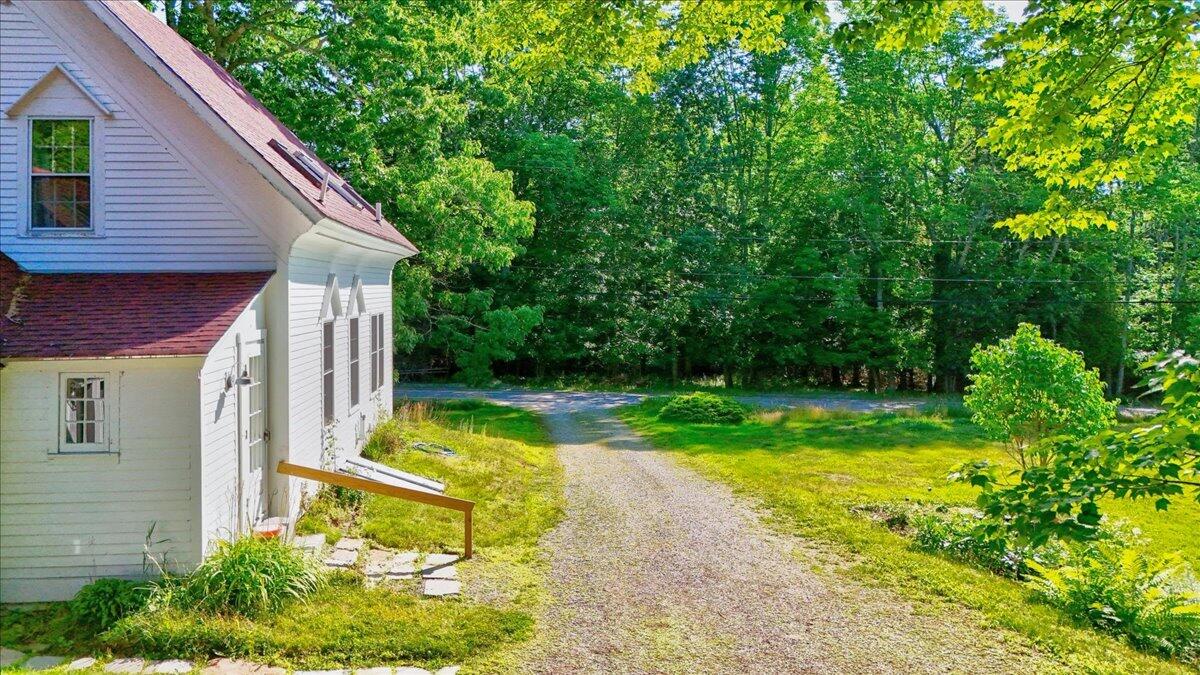 42-521 Morgan Bay Rd-12
