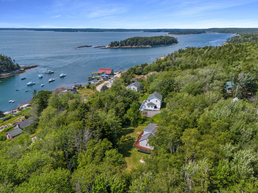 8 Harbor View Phippsburg