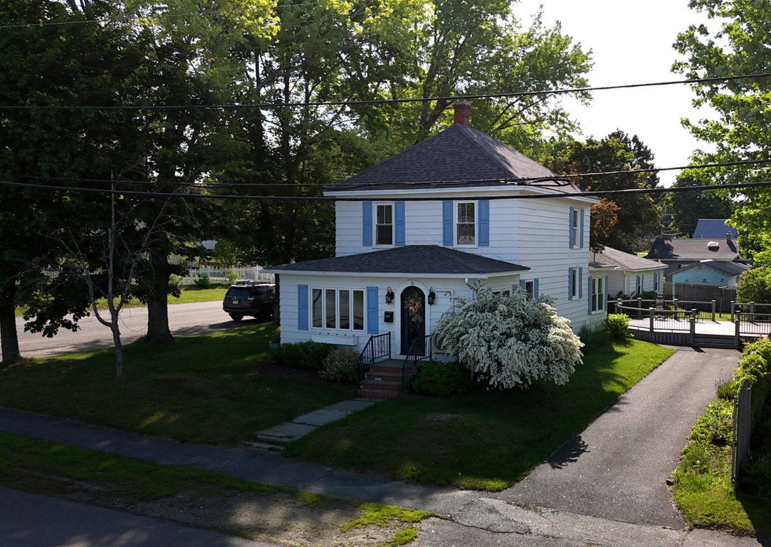 5 Cone Street East Millinocket