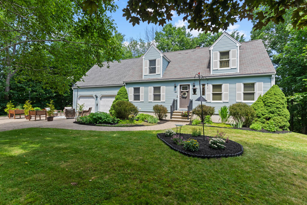 70 Lugrin Street Westbrook