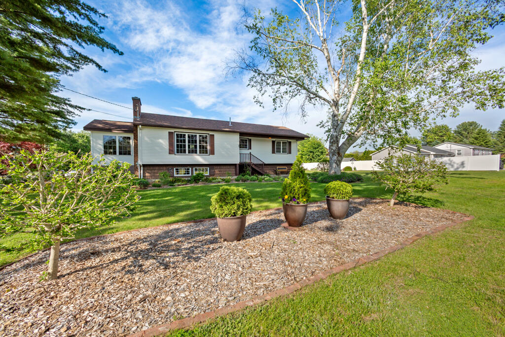 33 Andrea Avenue Benton
