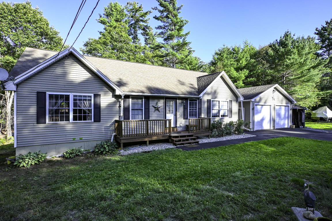 24 Easy Street Standish