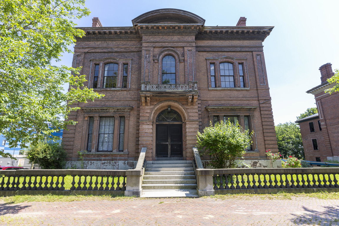 300 Danforth Street Portland