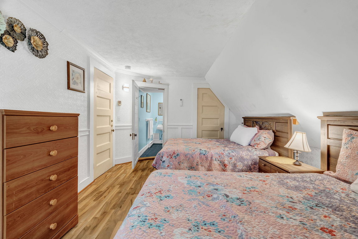 58-web-or-mls-11-high-st