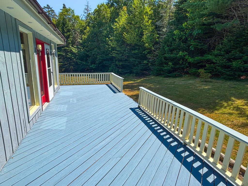 Exterior Home (10)