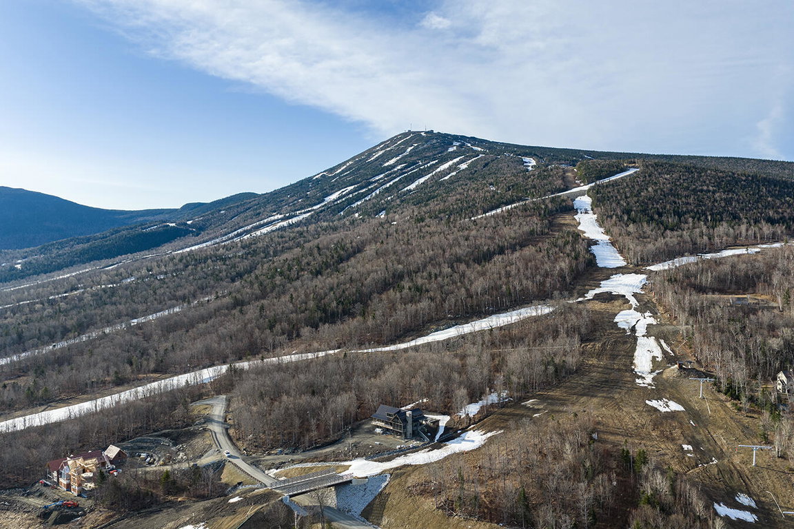 8122 Sawtooth Road Carrabassett Valley