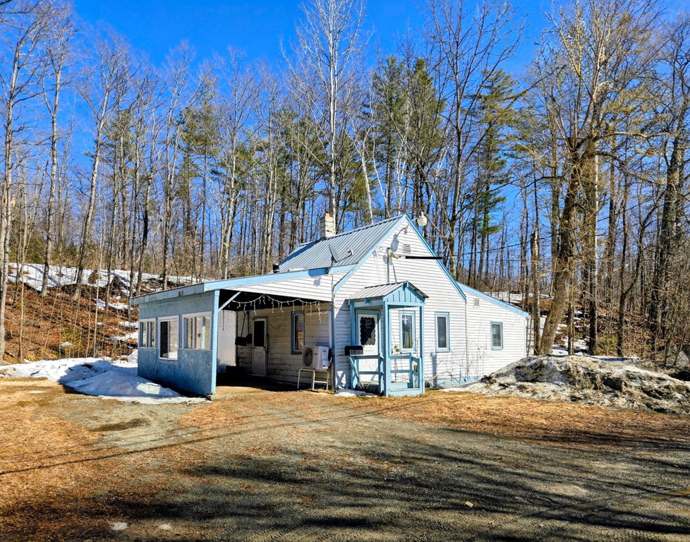 372 River Road Avon