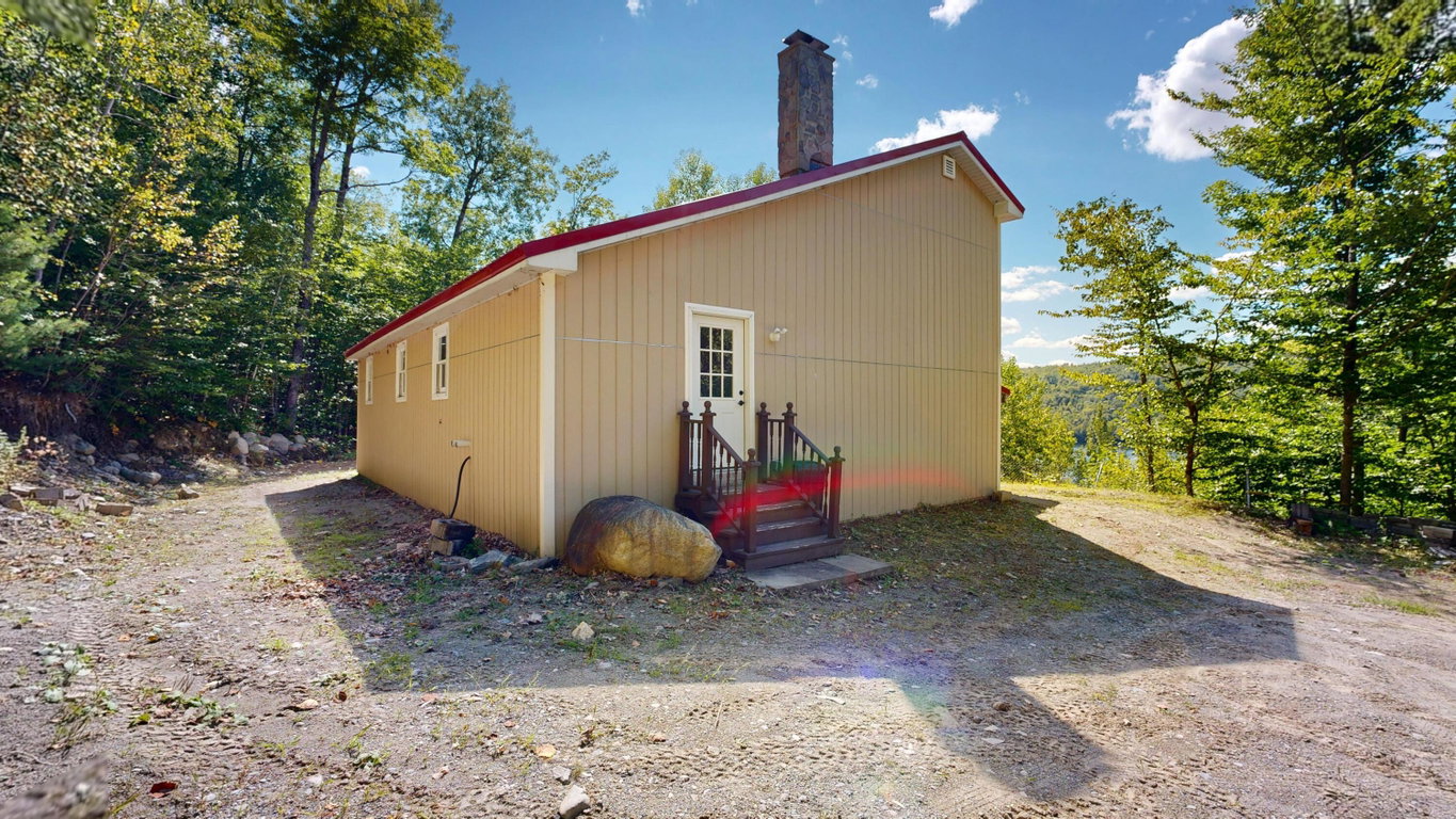 1027 Canada Road Moscow