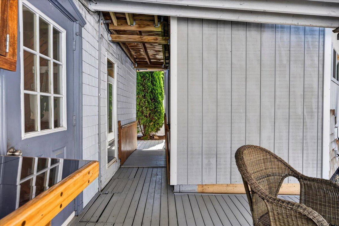 55-107 Ledgelawn Ave (70 of 96)