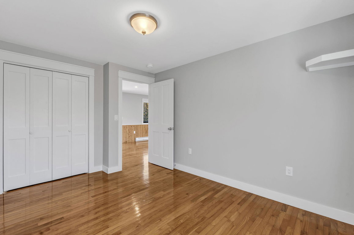 3-web-or-mls-1212-eastbrook-rd