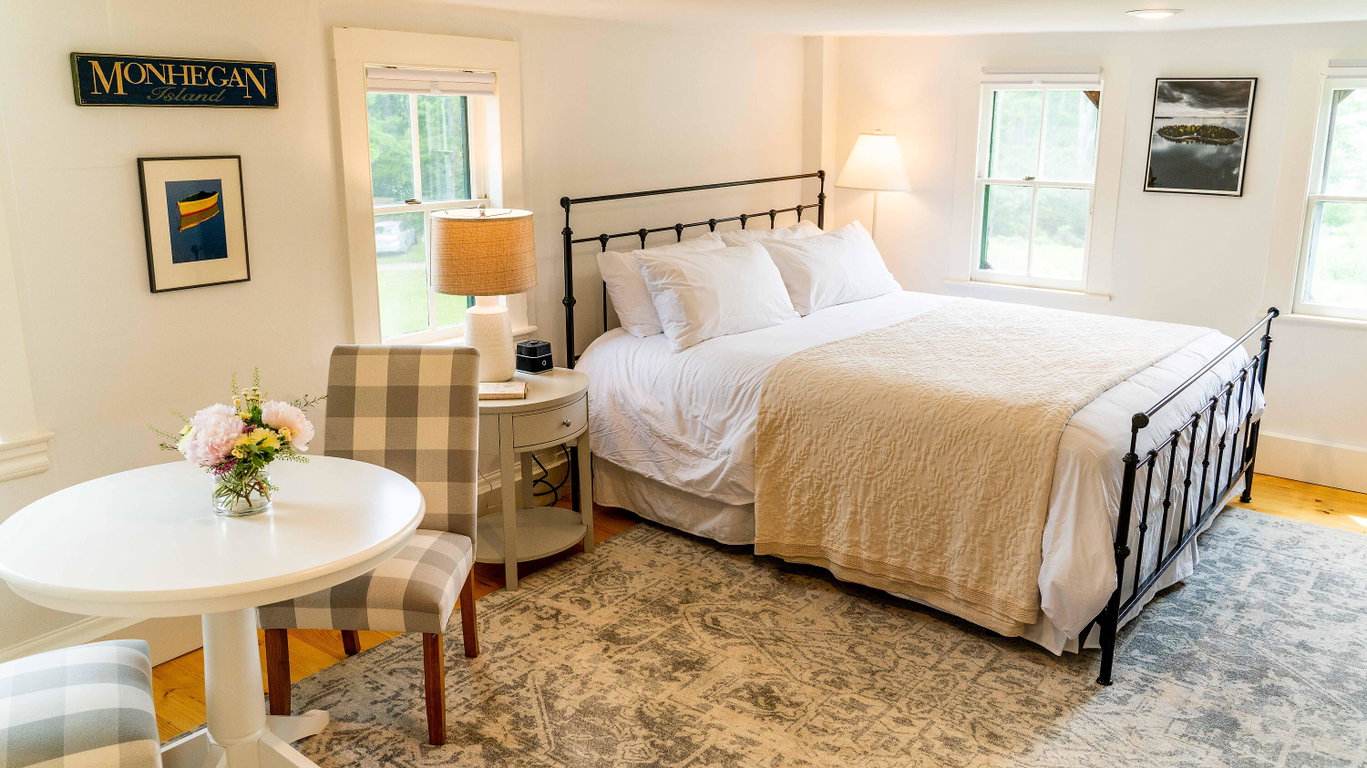 Monhegan Suite-14