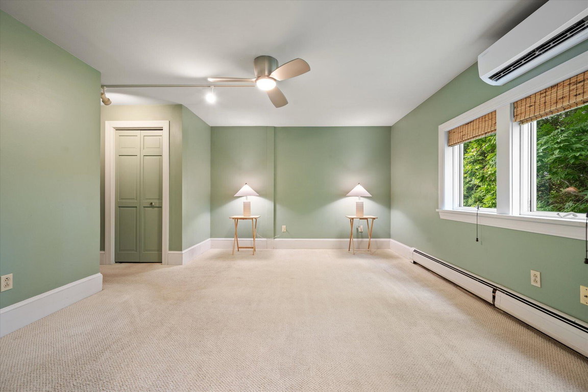 28-Primary Bedroom