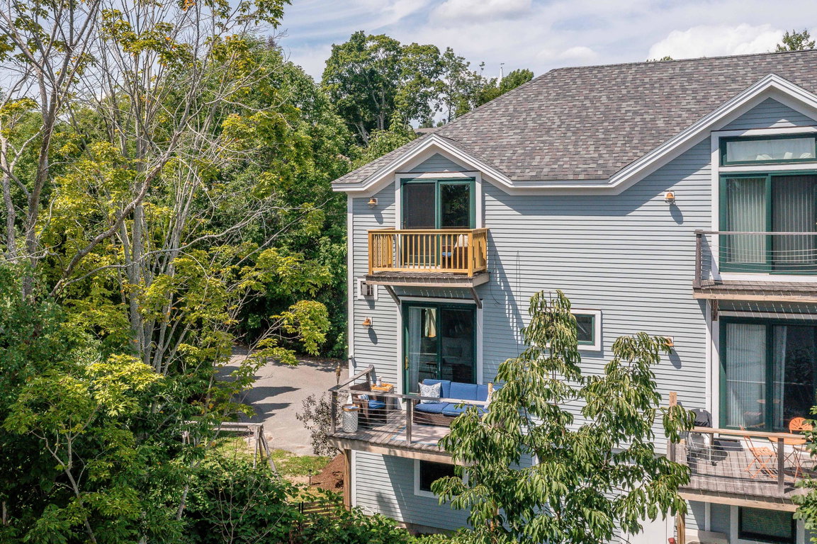 Exterior view of unit 3