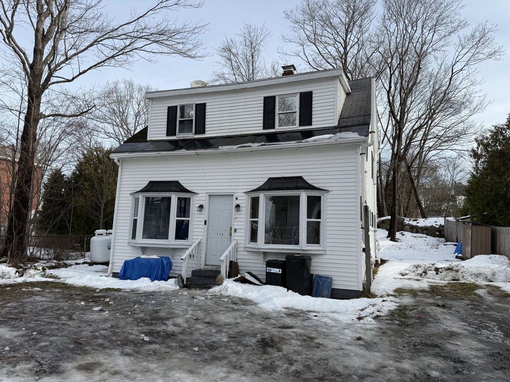 113 Dummer Street Bath