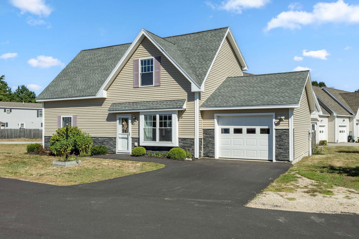 12 Boulder Lane Sanford