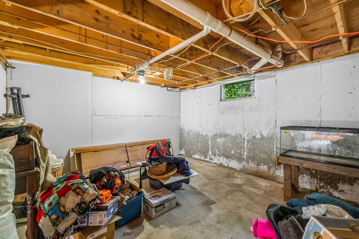 35-web-or-mls-26-wolf-cove-rd
