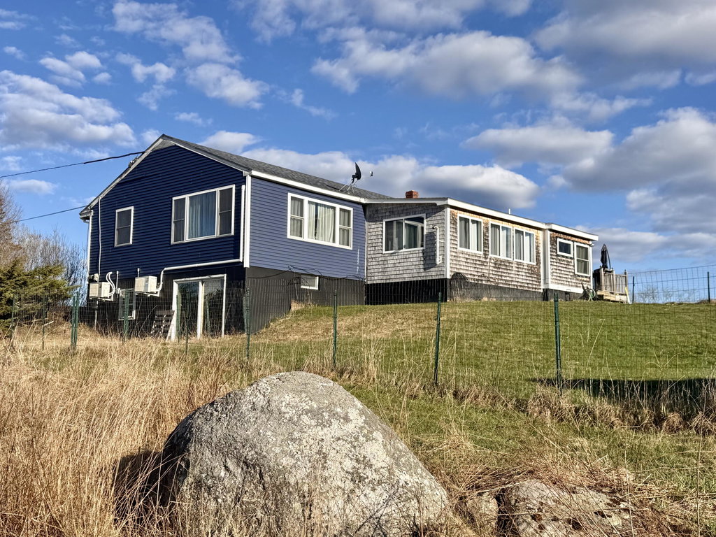 11 Roberts Lane Machias