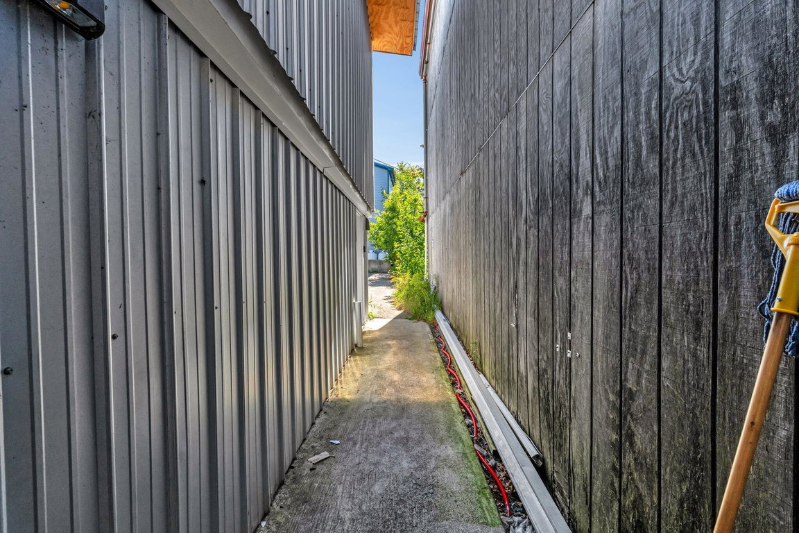 54-web-or-mls-14-cottage-st
