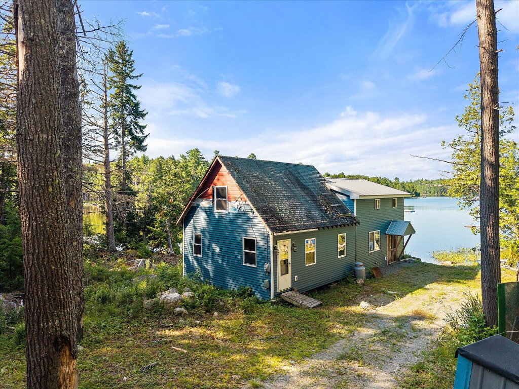 187 East Hopkins Pond Rd