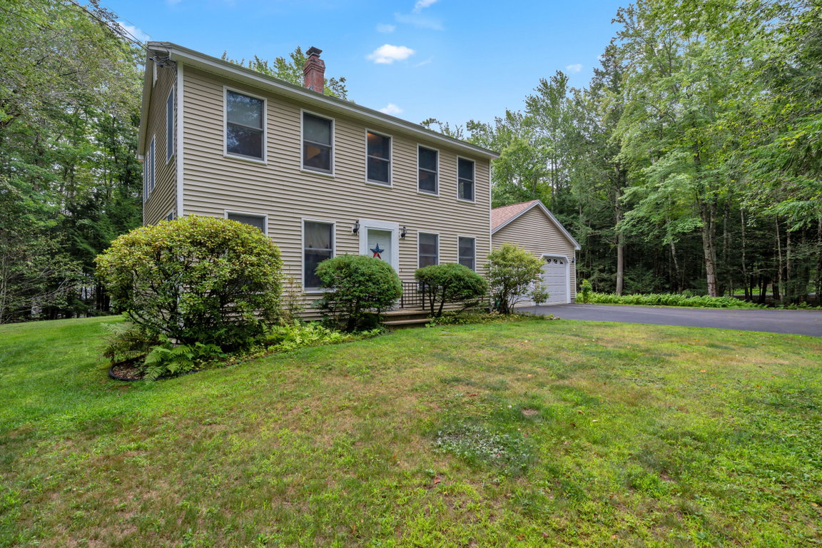 6 Hidden Creek  Standish