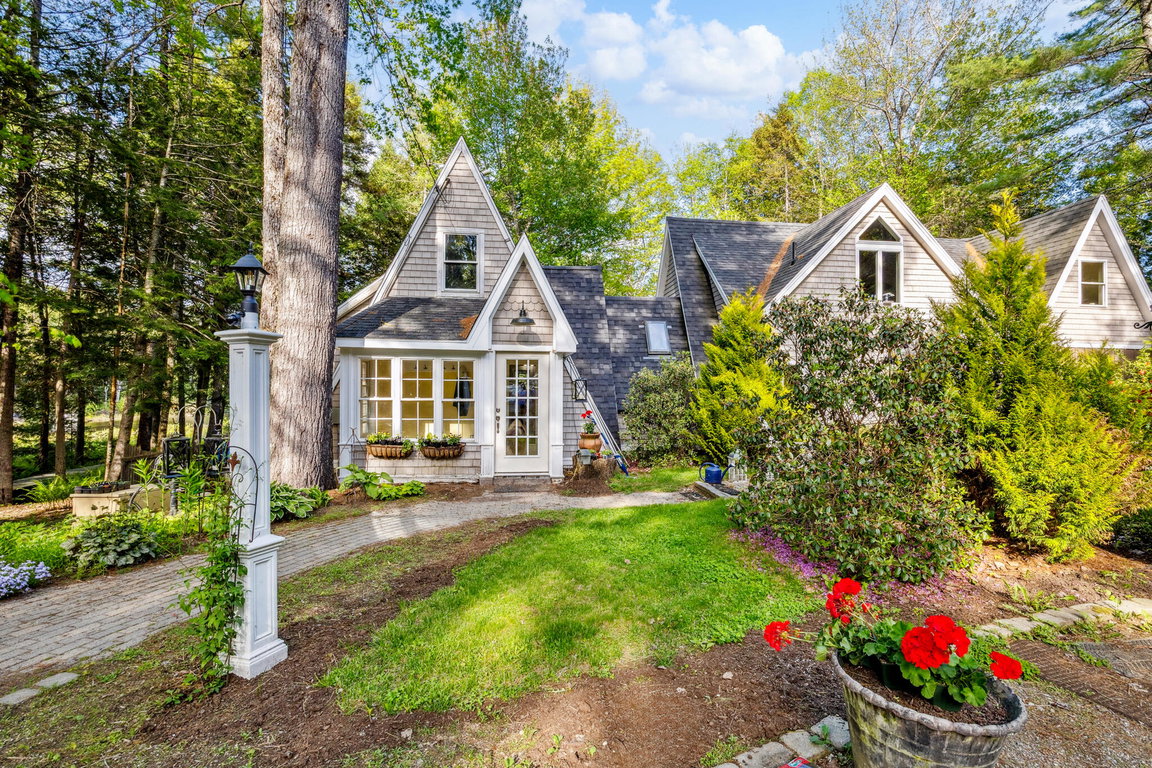 95 Silsby Road Mariaville