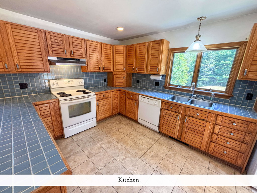 Kitchen (2), label