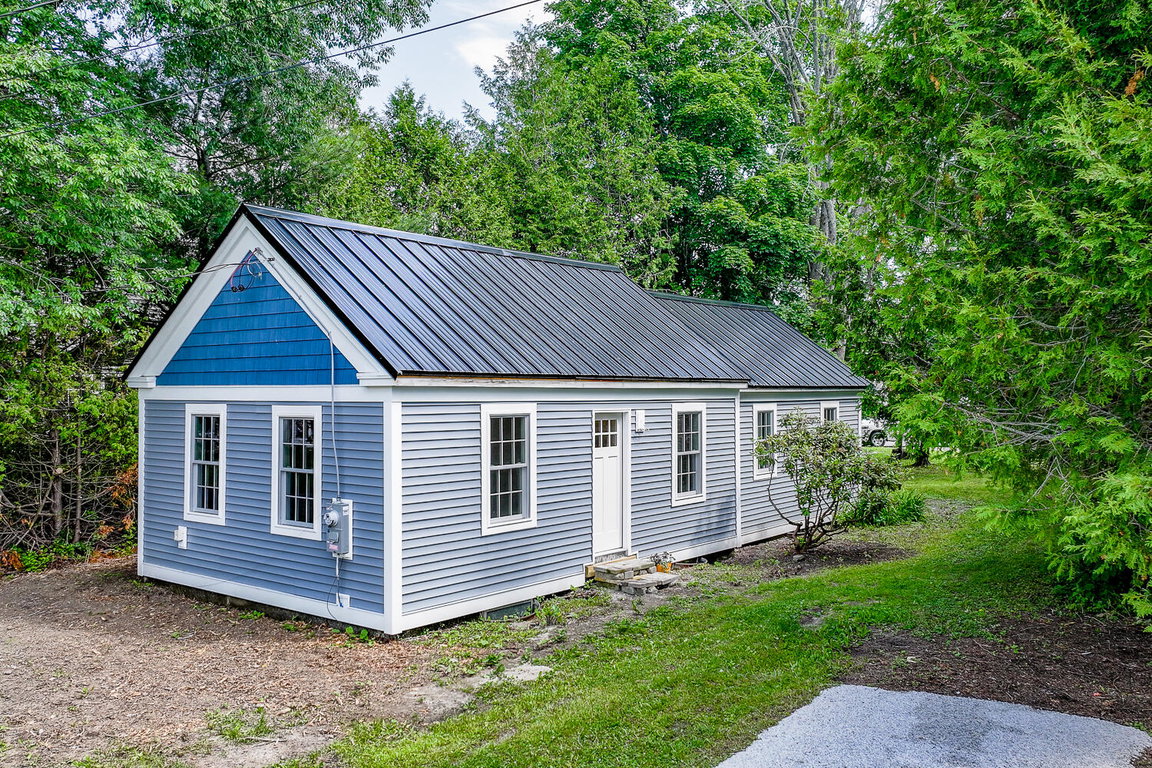 7 Pike Avenue Searsport