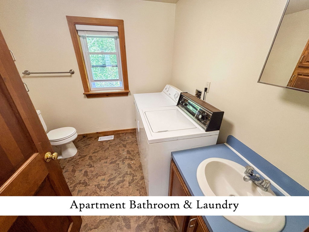 Apartment Bathroom (2), label