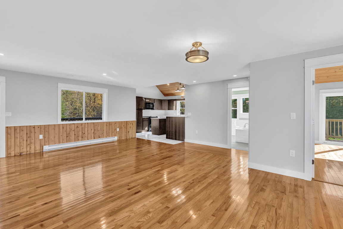 25-web-or-mls-1212-eastbrook-rd