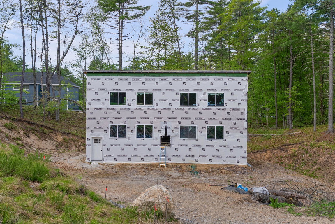 19 Lenox Circle Waterboro