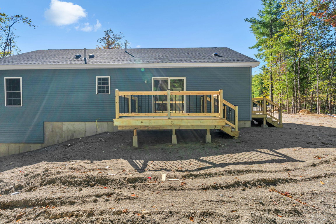 38-web-or-mls-63-bridgetwin-rd