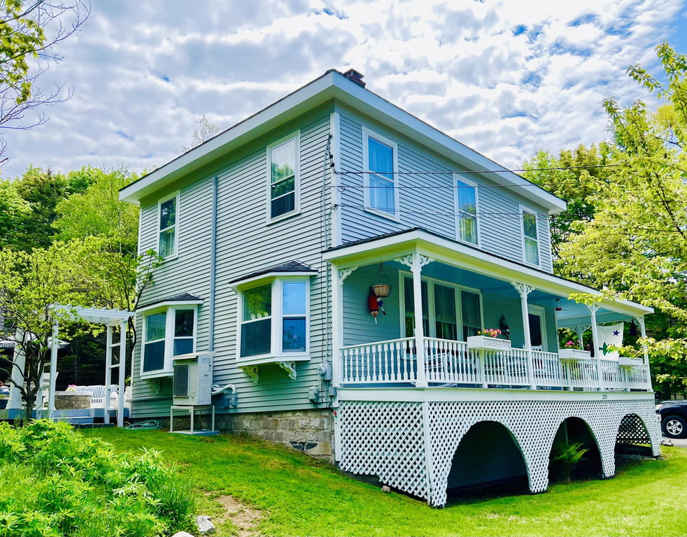 Exterior front left side