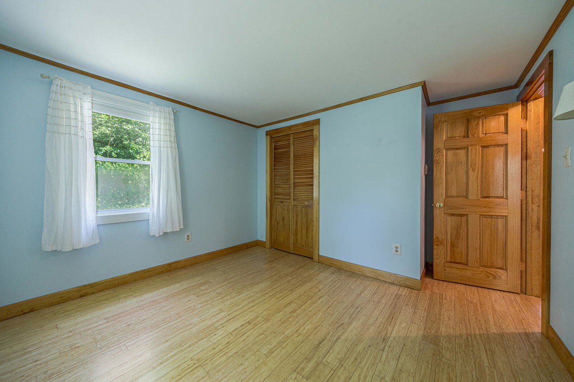 26-482 West Bay Road-DTP_websize