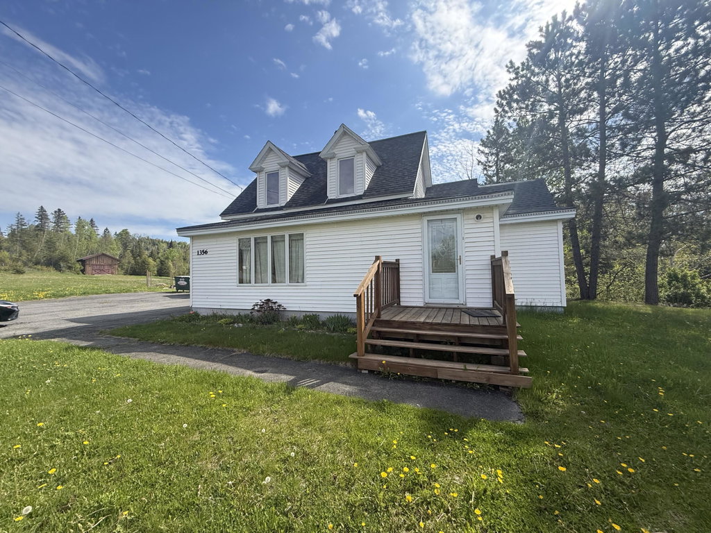 1356 Aroostook Road Wallagrass