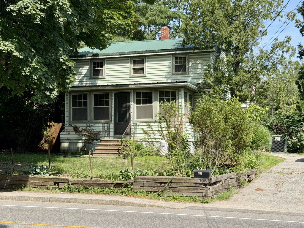 705 Riverside Street Portland