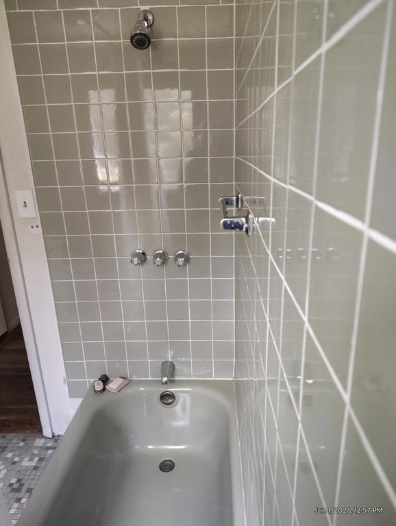tile bath