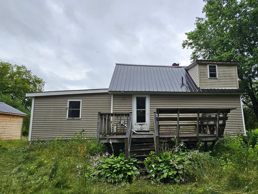 8 Carpenter Street Presque Isle