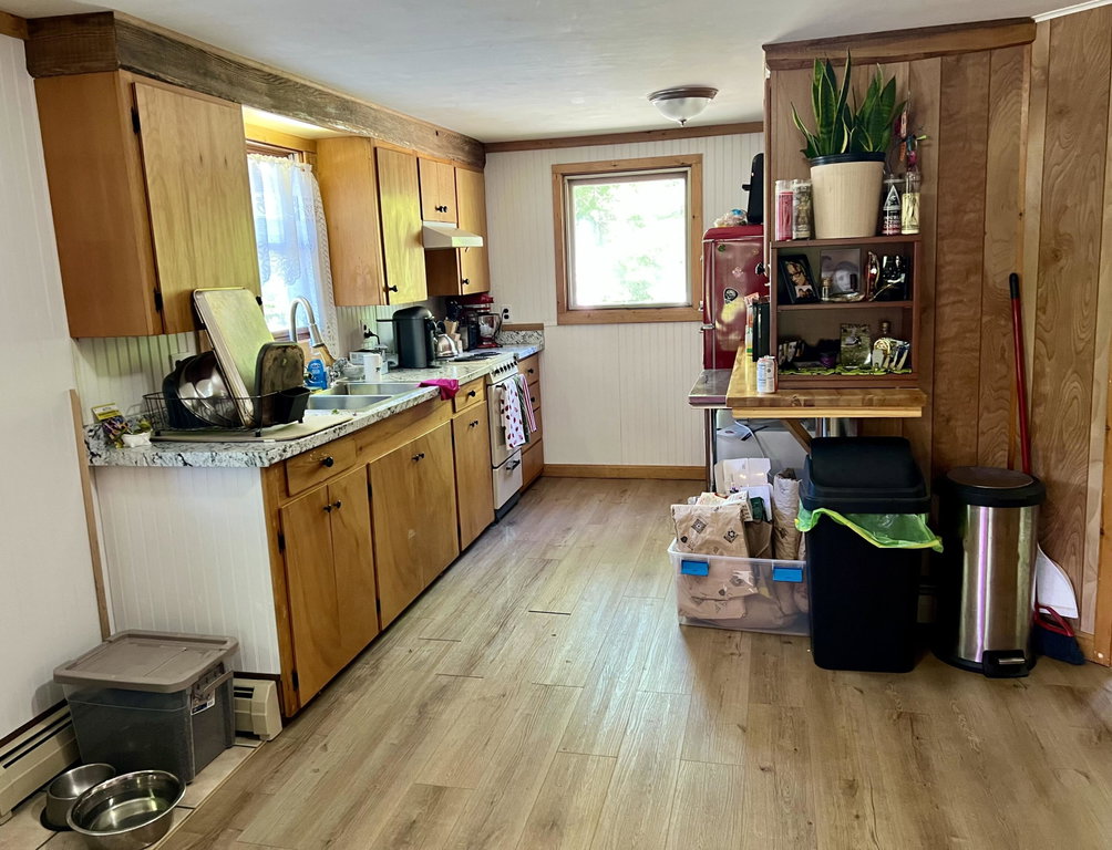 Front house kitchen