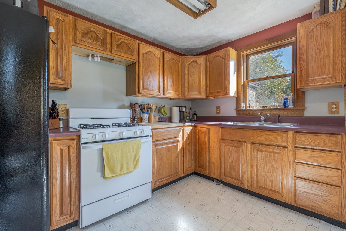 33-219 Eggomoggin Road-DTP