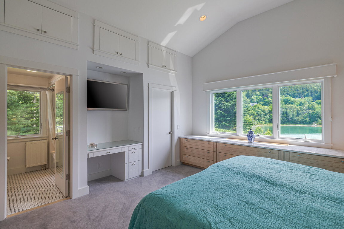 Primary bedroom with walkin closet