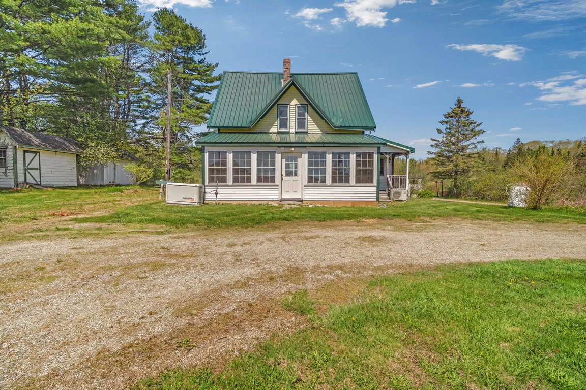 5-web-or-mls-137-w-franklin-rd