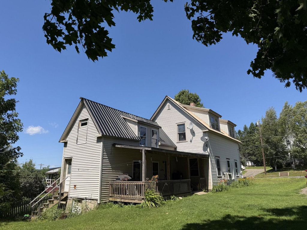 24 Smyrna Street Houlton