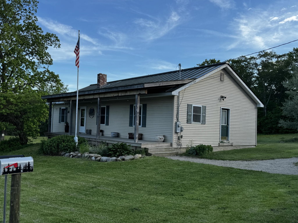 288 Cross Road Avon