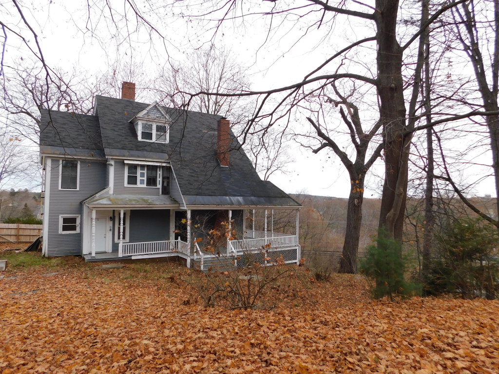 15 Western Promenade  Auburn