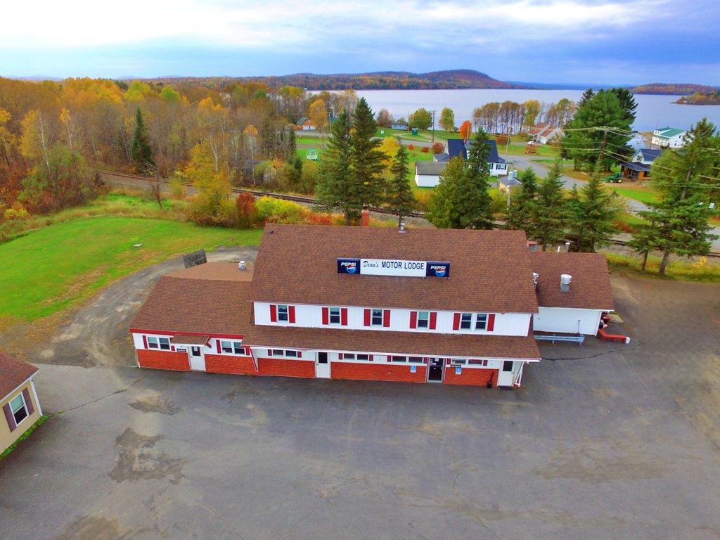 2075 Portage Road Portage Lake