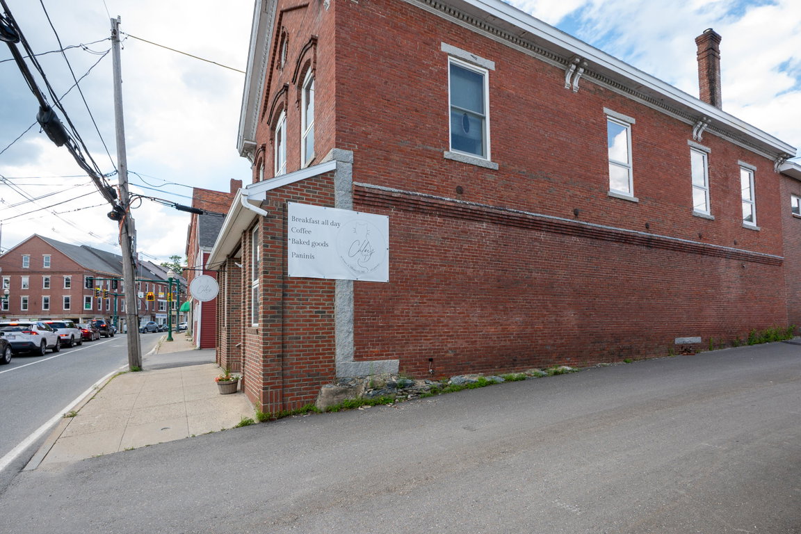 30 Water Street, Ellsworth, Maine